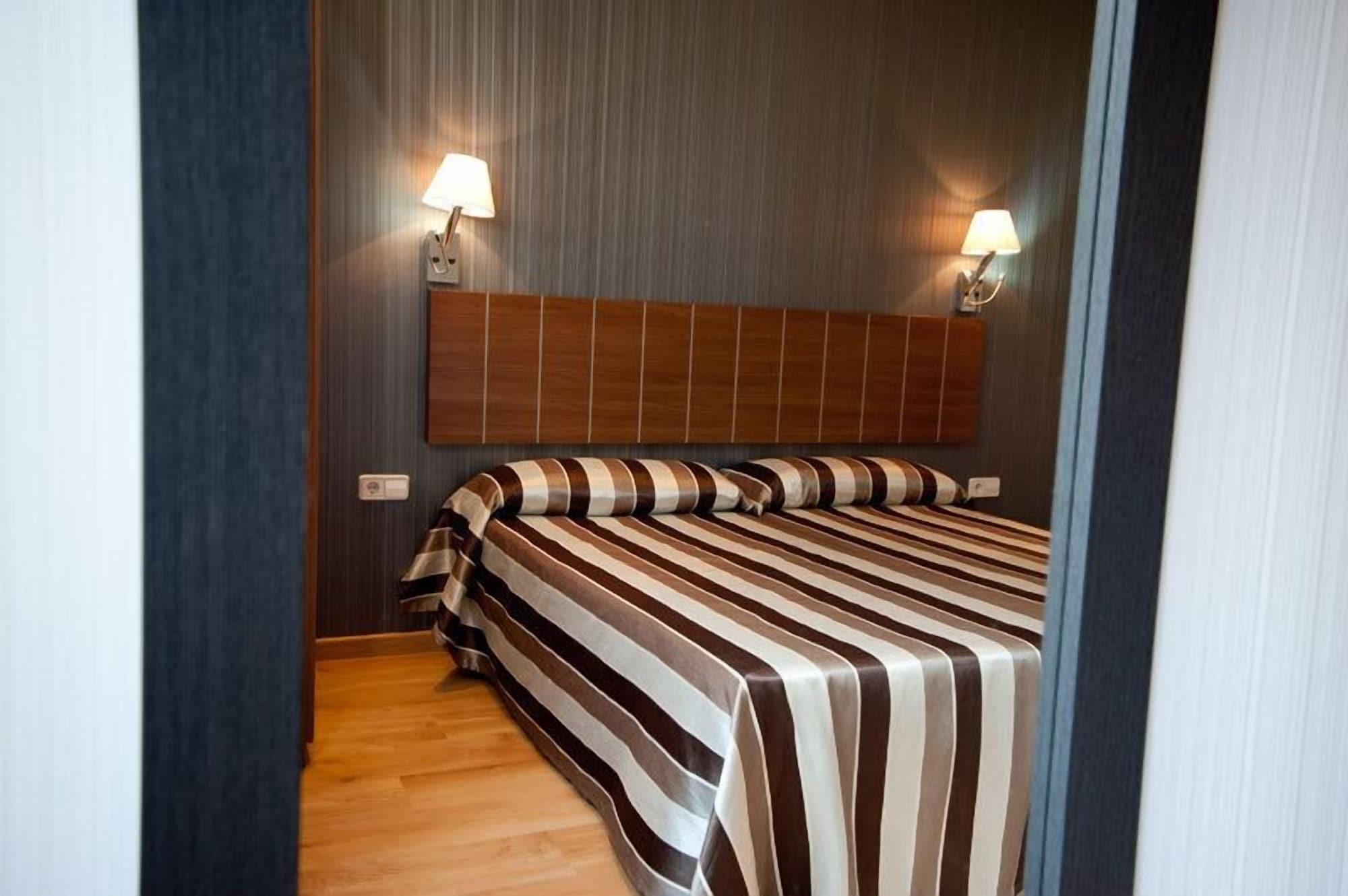 Hostal Bcn 46 Barcelona Exteriör bild