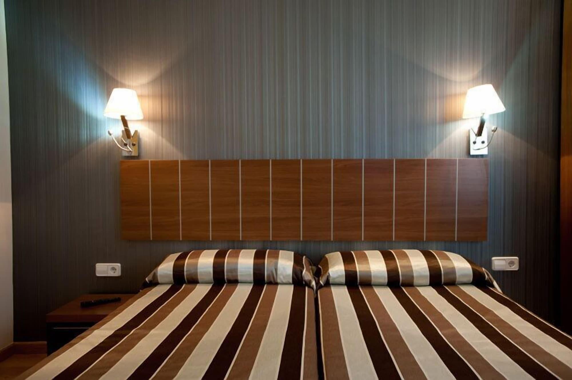 Hostal Bcn 46 Barcelona Exteriör bild